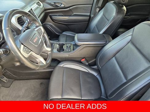Used 2023 GMC Acadia SLT w/ Preferred Package image 11