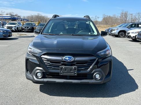 Certified 2025 Subaru Outback Premium image 2