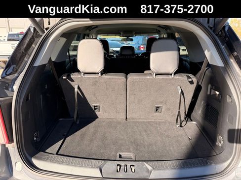 Used 2023 Ford Explorer XLT w/ Equipment Group 202A image 26