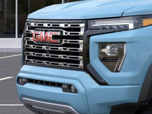 New 2026 GMC Canyon Denali AWD/4WD image 13