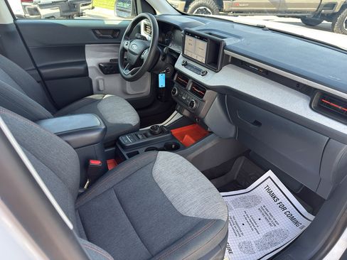 Certified 2022 Ford Maverick XLT image 12