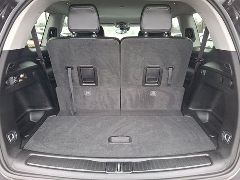 Used 2023 Jeep Grand Cherokee L Limited image 18