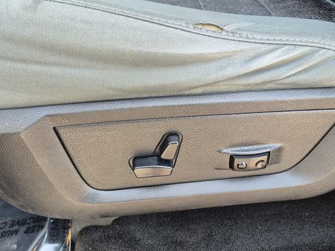 Used 2015 RAM 1500 Outdoorsman AWD/4WD image 15
