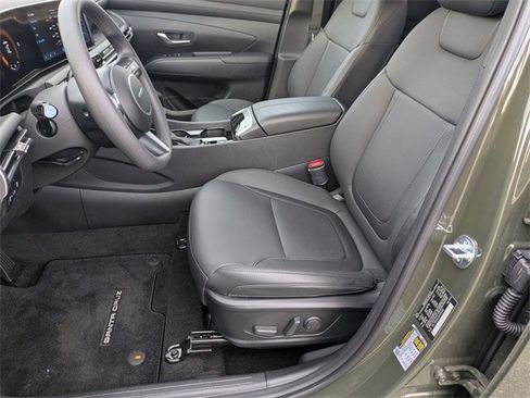 Certified 2025 Hyundai Santa Cruz SEL image 12