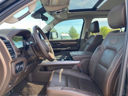 Used 2025 RAM 1500 Limited image 11