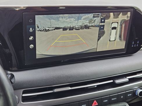 Used 2024 Hyundai Palisade Limited FWD image 19