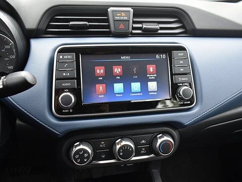 New 2025 Nissan Versa SV w/ Trunk Package FWD image 12