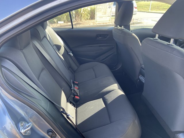 Used 2025 Toyota Corolla LE FWD image 17