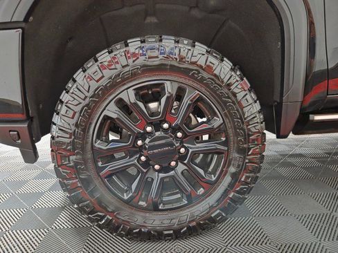 Used 2021 GMC Sierra 2500 Denali w/ Denali Black Diamond Edition image 86