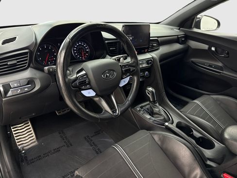 Used 2022 Hyundai Veloster N FWD image 18