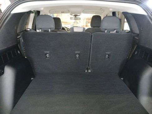 Certified 2022 Ford Escape SE w/ Cold Weather Package image 48