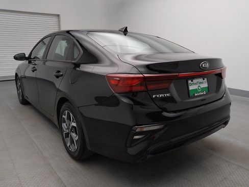 Used 2019 Kia Forte LXS FWD image 5