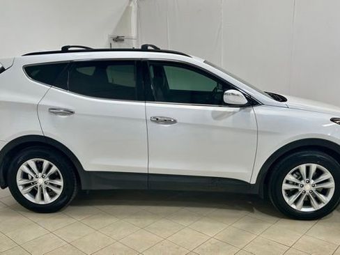 Used 2018 Hyundai Santa Fe Sport 2.0T FWD image 6