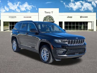 New 2025 Jeep Grand Cherokee Laredo