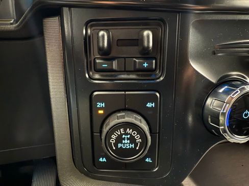 New 2025 Ford F150 Platinum w/ FX4 Off-Road Package image 36