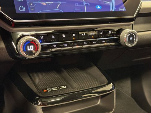 New 2027 Chevrolet Bolt RS w/ Technology Package FWD image 18