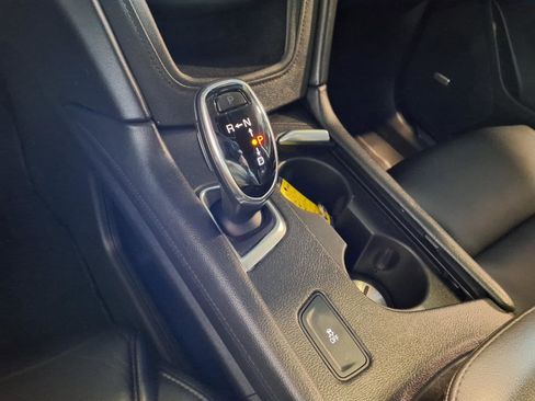 Used 2018 Cadillac XT5 Luxury w/ Driver Awareness Package image 22