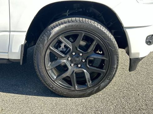 Used 2023 RAM 1500 Laramie AWD/4WD image 13