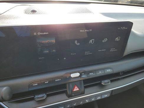 Used 2025 Kia K4 FWD image 11