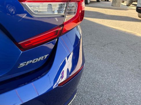 Used 2020 Honda Accord Sport image 6