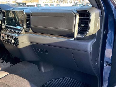 Used 2023 Chevrolet Silverado 1500 LT image 13
