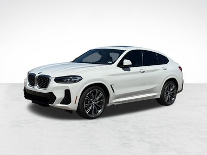 Used 2022 BMW X4 xDrive30i w/ M Sport Package 2