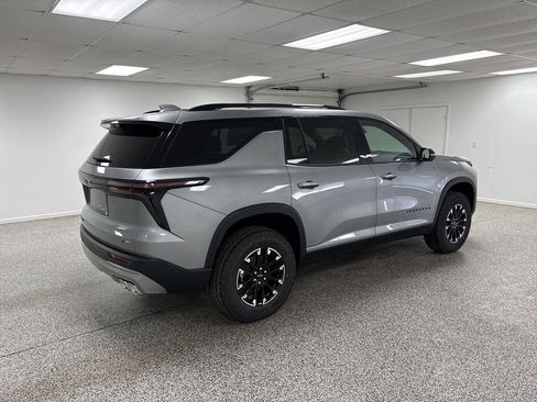 New 2026 Chevrolet Traverse Z71 w/ Driver Confidence Package AWD/4WD image 8