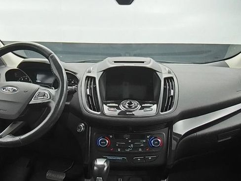 Used 2017 Ford Escape Titanium AWD/4WD image 18