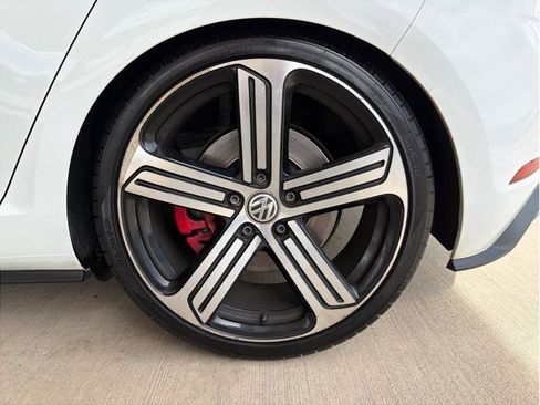 Used 2019 Volkswagen GTI SE w/ SE Experience Package FWD image 28