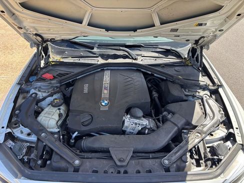 Used 2018 BMW M2 image 18