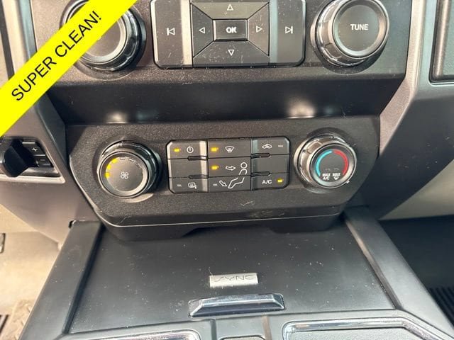Used 2019 Ford F250 XLT w/ Snow Plow Prep Package AWD/4WD image 12