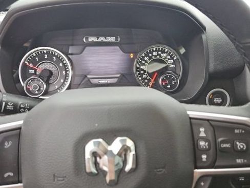 Used 2025 RAM 1500 Big Horn AWD/4WD image 14