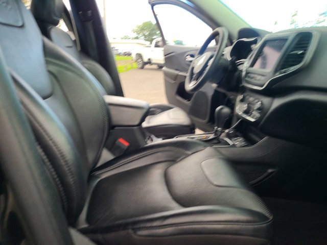 Used 2023 Jeep Cherokee Altitude Lux AWD/4WD image 18