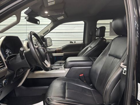 Used 2019 Ford F150 Lariat image 12