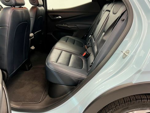 Used 2022 Chevrolet Bolt EUV Premier image 22