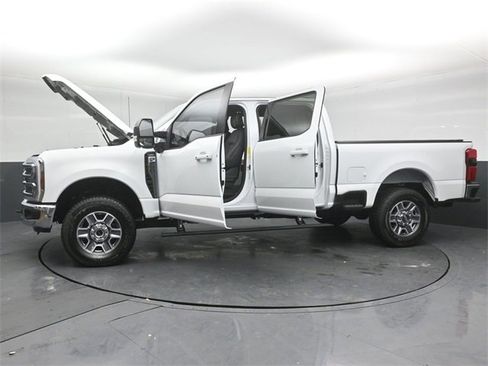 Used 2025 Ford F250 Lariat w/ Snow Plow Prep Package image 55
