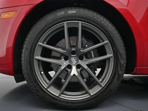 Certified 2024 Porsche Macan Turbo AWD/4WD image 38
