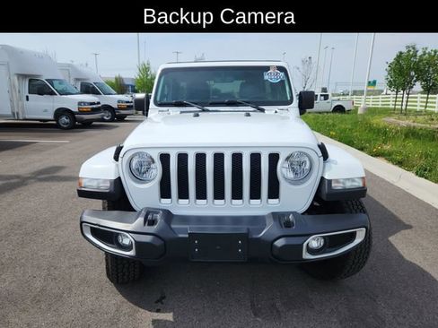 Used 2020 Jeep Wrangler Unlimited Sahara image 2