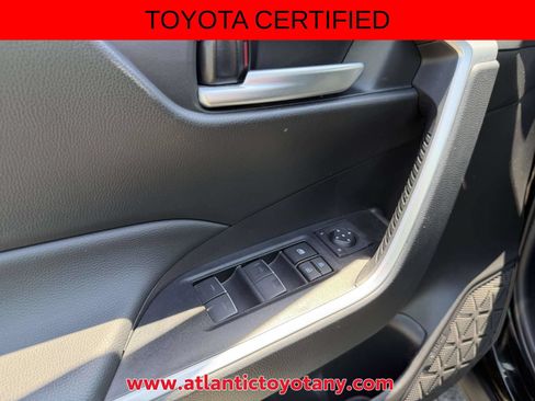 Certified 2025 Toyota RAV4 XLE AWD/4WD image 19
