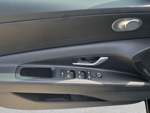 New 2026 Hyundai Elantra SE FWD image 15
