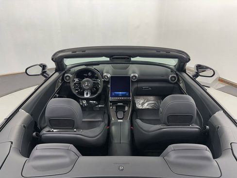 Used 2022 Mercedes-Benz SL 63 AMG 4MATIC image 27