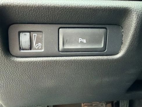 Used 2016 Cadillac ATS Luxury w/ Sun And Sound Package image 18