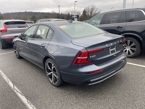 Used 2025 Volvo S60 B5 Core AWD/4WD image 7