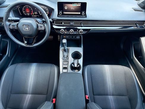 Used 2025 Honda Civic Sport image 13