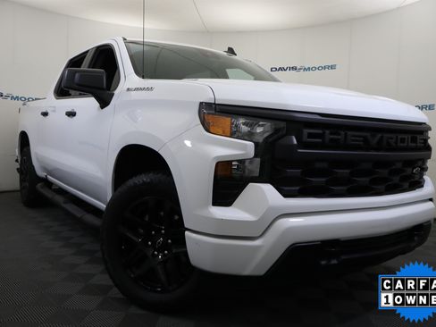 Used 2025 Chevrolet Silverado 1500 Custom w/ Turbomax Blackout Package AWD/4WD image 2