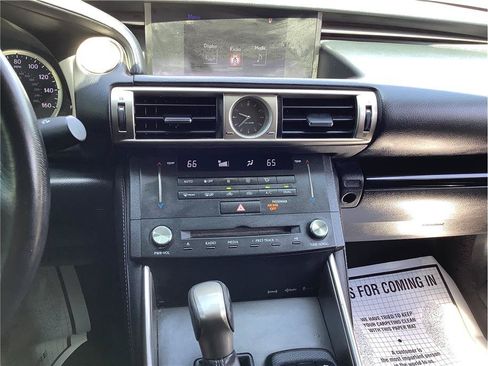 Used 2016 Lexus IS 200t RWD image 12