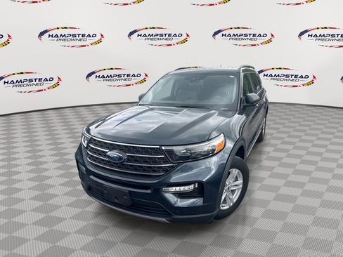 Used 2022 Ford Explorer XLT w/ Equipment Group 202A AWD/4WD image 1