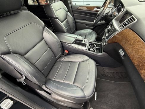 Used 2013 Mercedes-Benz ML 350 4MATIC w/ Premium 1 Pkg image 34