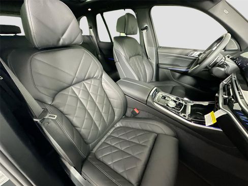 New 2026 BMW X5 M60i w/ Executive Package AWD/4WD image 57