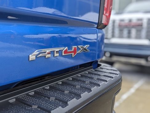 Used 2024 GMC Sierra 1500 AT4X image 11